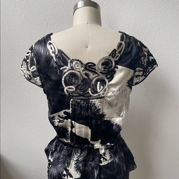 Leifsdottir Silk Top - Picture 3 of 6